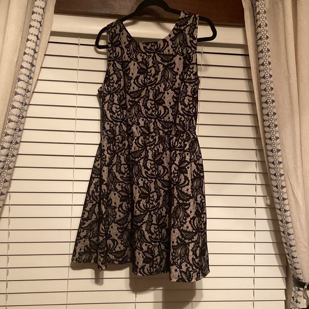 Black dress - lace